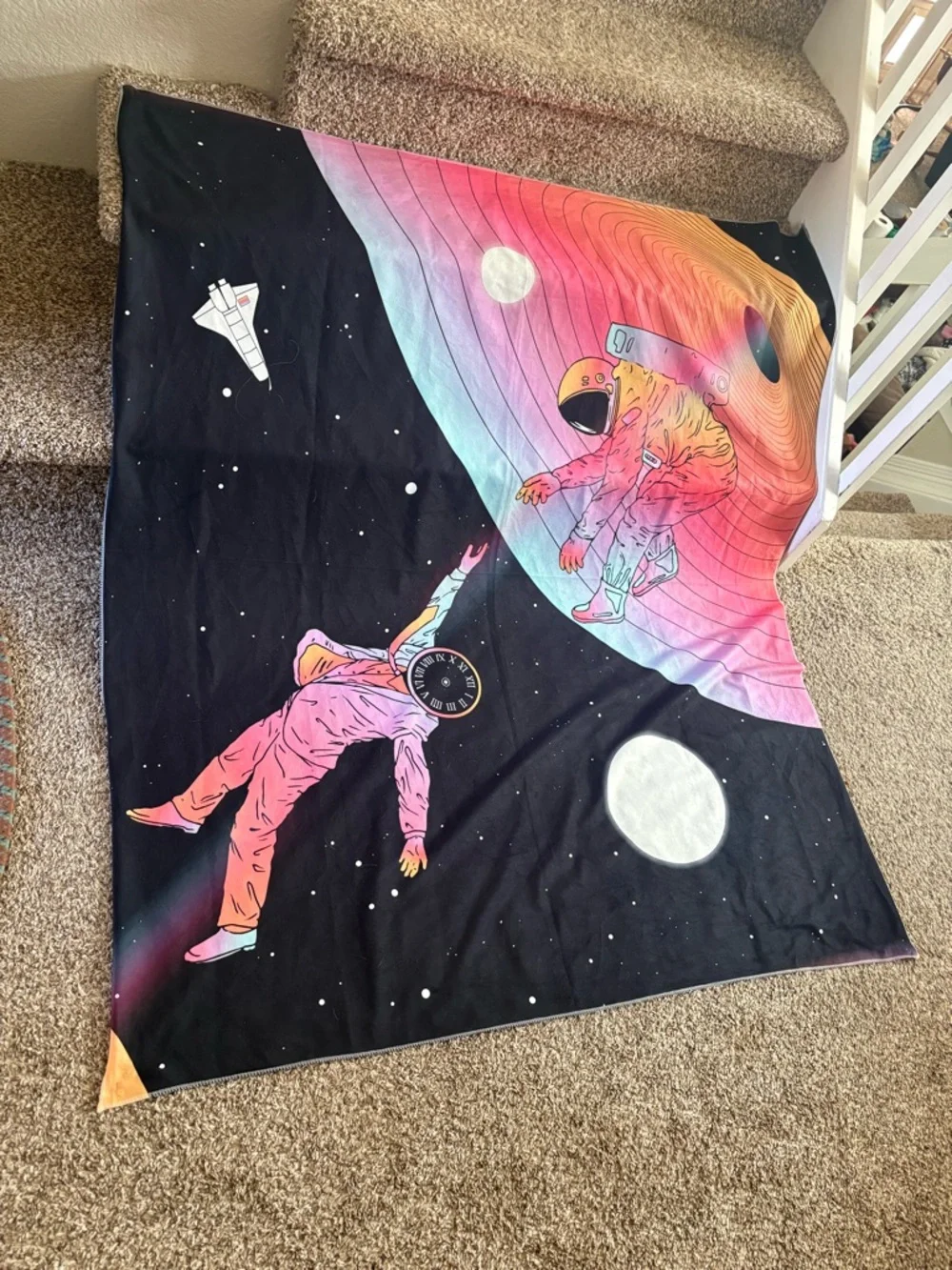 Surrealism Astronaut Space Tapestry Blanket - Black with Rainbow Record Gradient